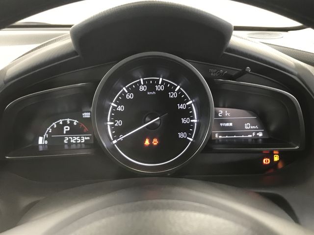 Mazda MAZDA2 2021-04 17322-17