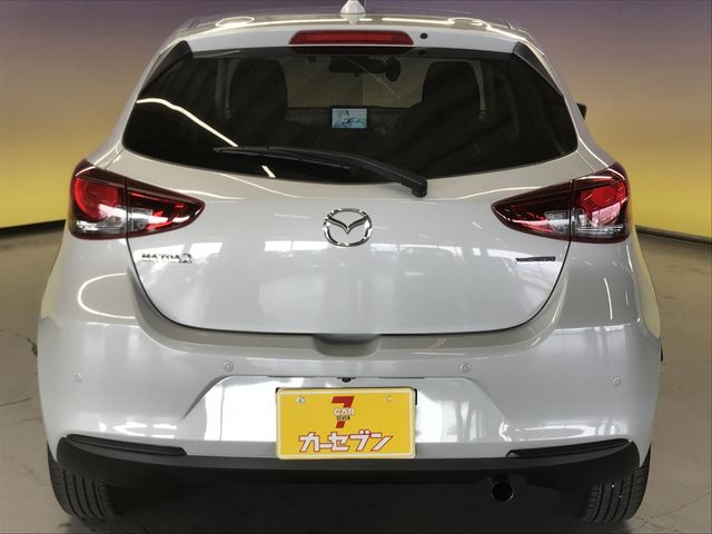 Mazda MAZDA2 2021-04 17322-11