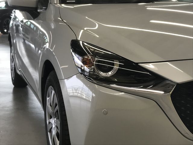 Mazda MAZDA2 2021-04 17322-29