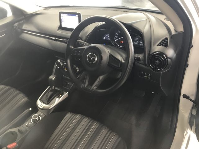 Mazda MAZDA2 2021-04 17322-3