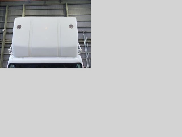 Mitsubishi CANTER 2015-08 5852-9