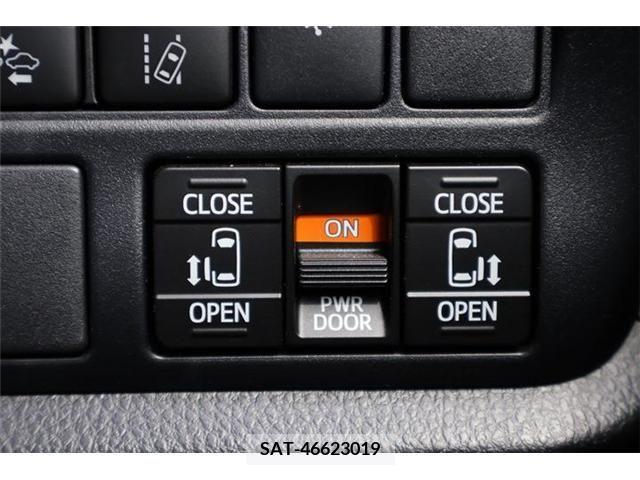 Toyota VOXY 2019-08 395025-11