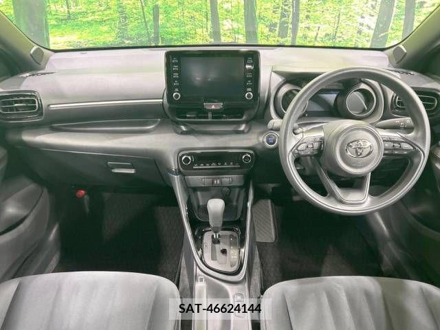 Toyota YARIS 2023-06 371402-1