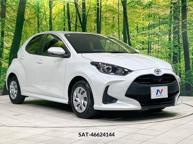 Toyota YARIS 2023-06 371402-16