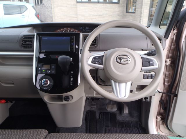 Daihatsu TANTO 2018-04 9773-1