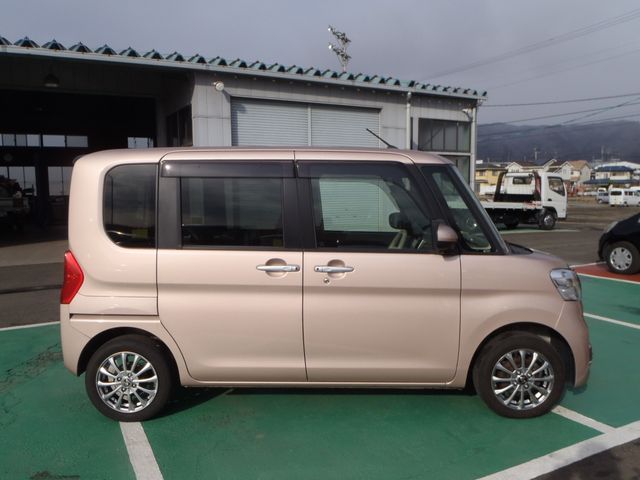 Daihatsu TANTO 2018-04 9773-3