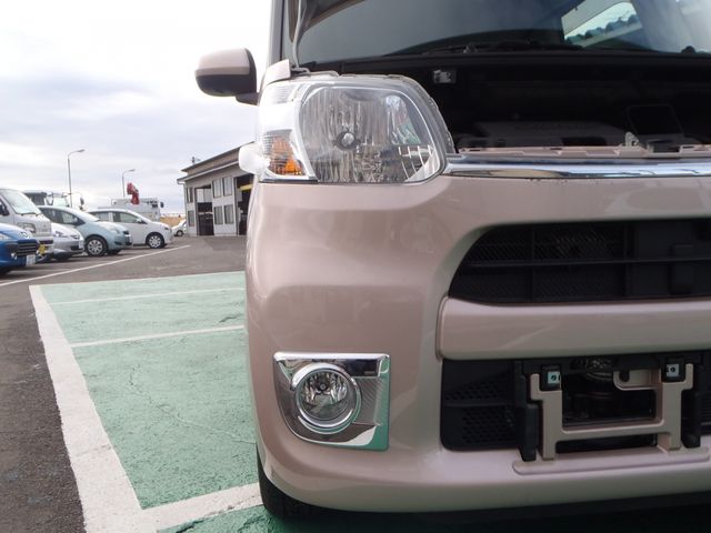 Daihatsu TANTO 2018-04 9773-21