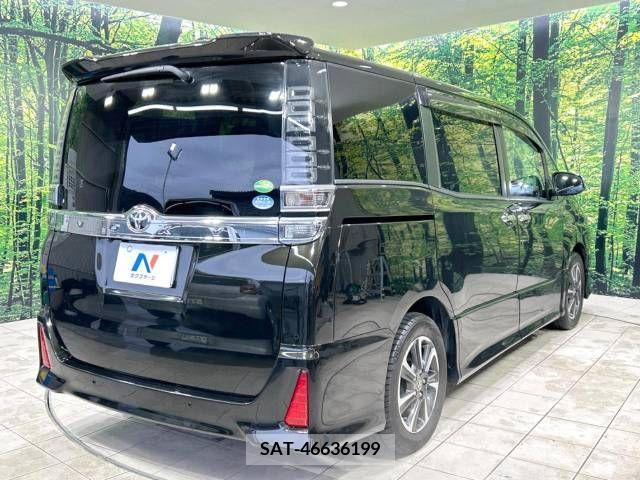 Toyota VOXY 2019-03 216982-17