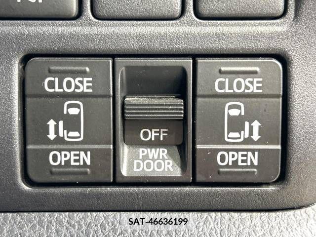 Toyota VOXY 2019-03 216982-4
