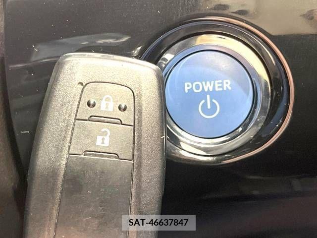 Toyota PRIUS 2017-11 283094-7