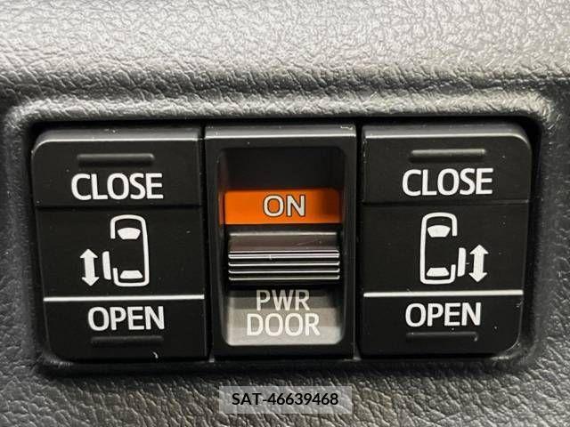Toyota SIENTA 2016-11 330371-4