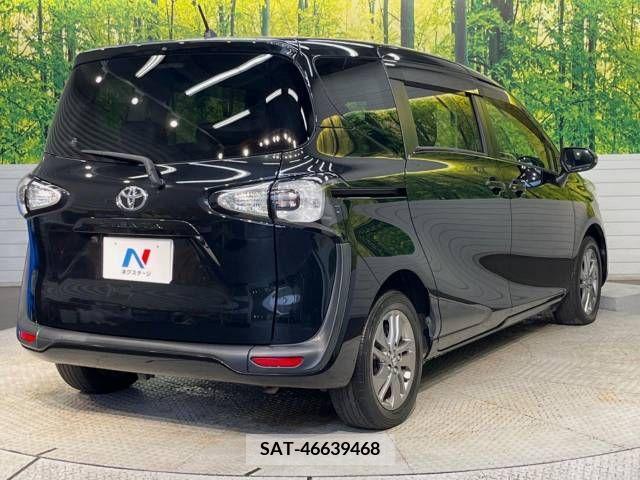 Toyota SIENTA 2016-11 330371-18