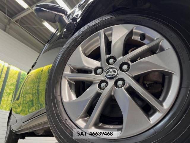 Toyota SIENTA 2016-11 330371-14