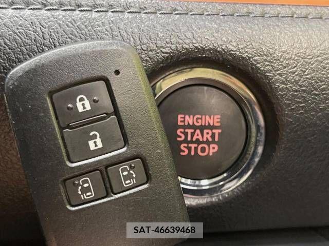 Toyota SIENTA 2016-11 330371-6