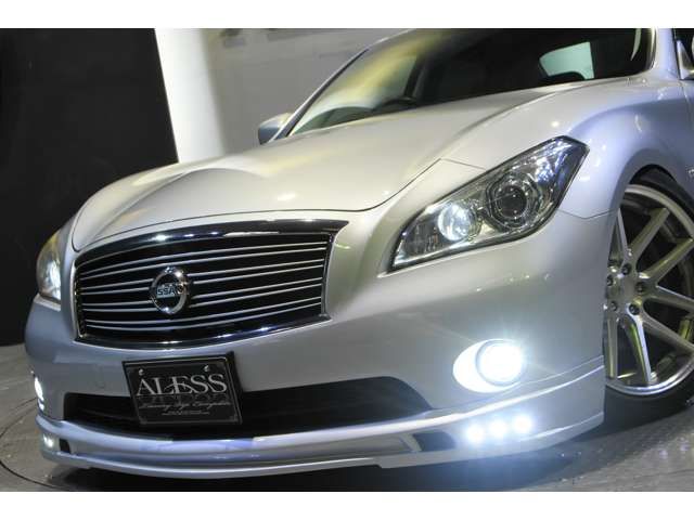 Nissan FUGA 2012-01 5260-16