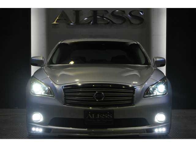 Nissan FUGA 2012-01 5260-4