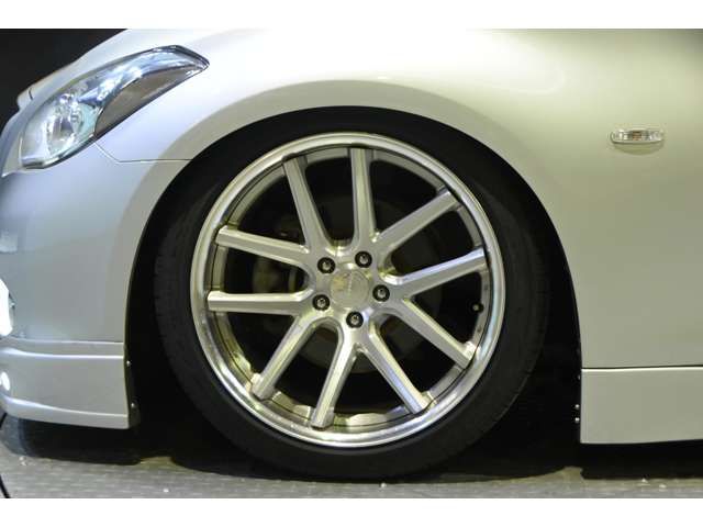 Nissan FUGA 2012-01 5260-8
