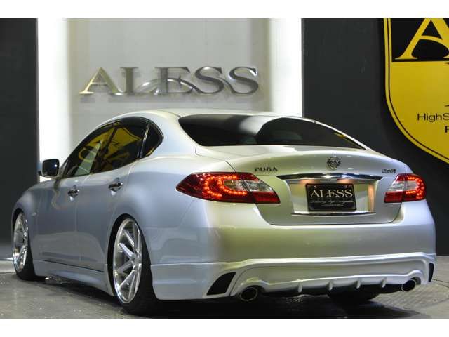 Nissan FUGA 2012-01 5260-18