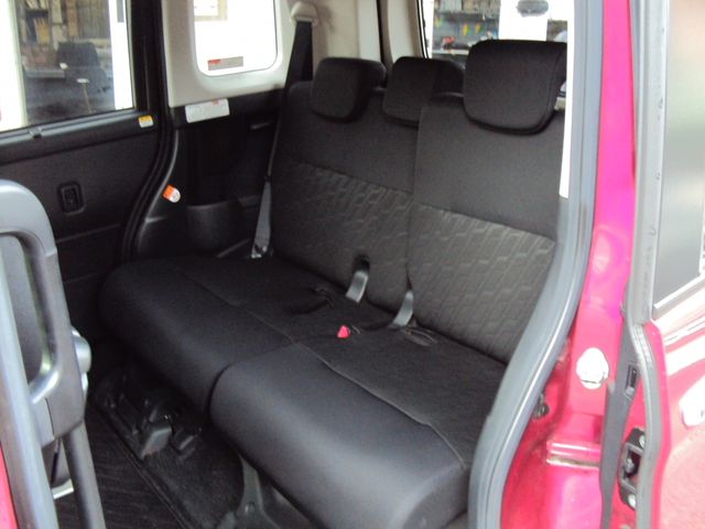 Toyota ROOMY 2017-10 26614-16