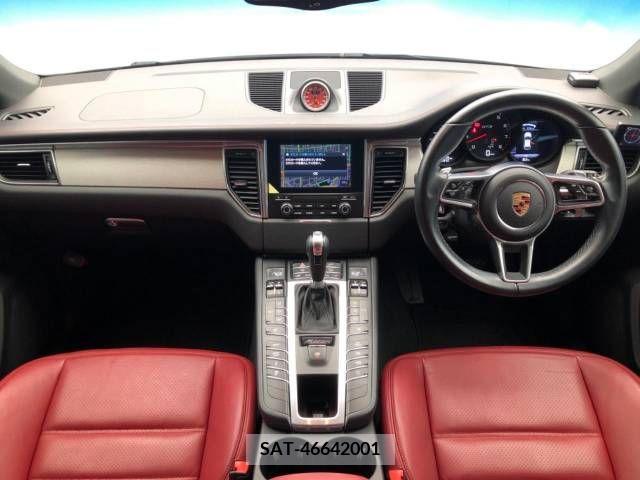 Porsche MACAN 2017-01 333327-1