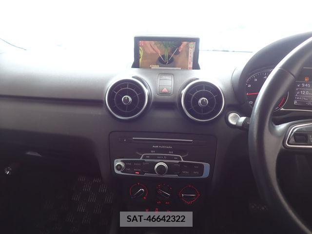 Audi A1 2015-08 261333-13