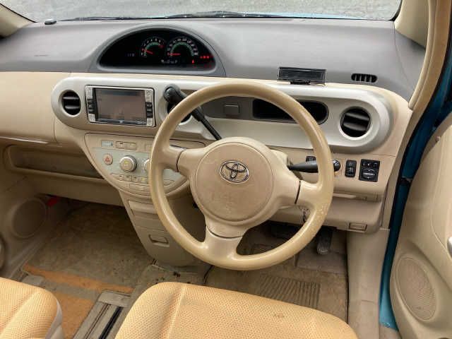 Toyota PORTE 2006-09 189310-1
