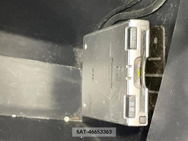 Toyota VOXY 2011-08 335312-6