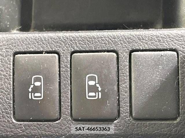 Toyota VOXY 2011-08 335312-5