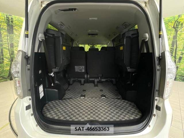 Toyota VOXY 2011-08 335312-10