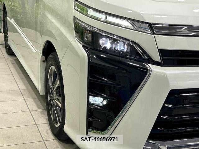 Toyota VOXY 2019-01 212659-13