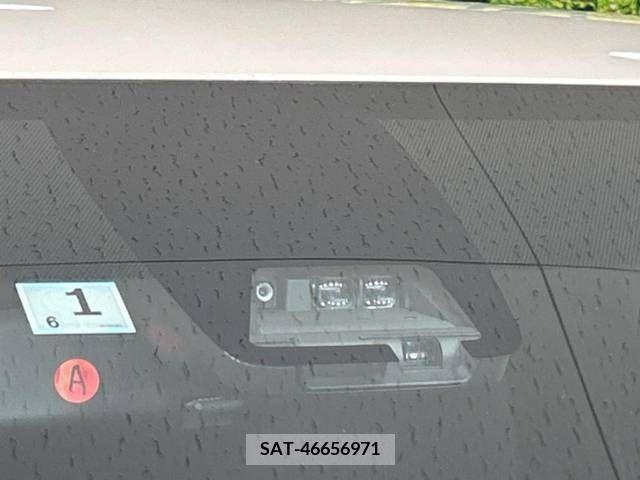 Toyota VOXY 2019-01 212659-2