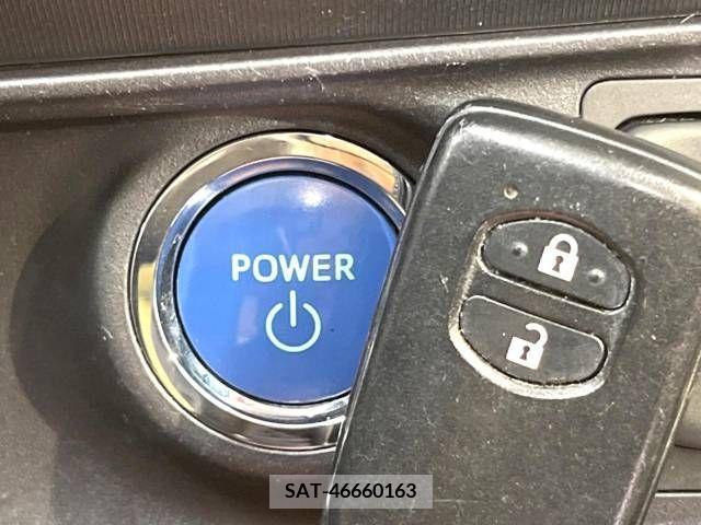 Toyota AQUA 2012-03 356183-3