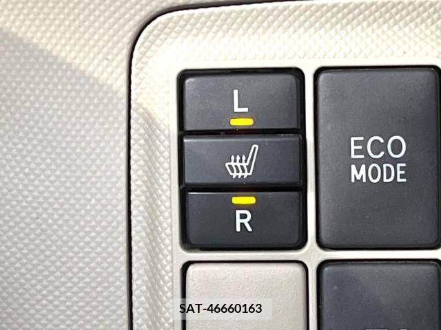 Toyota AQUA 2012-03 356183-4