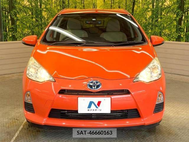 Toyota AQUA 2012-03 356183-14