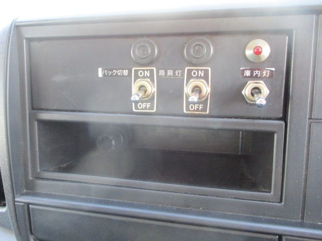 Mitsubishi CANTER 2011-10 1283-16