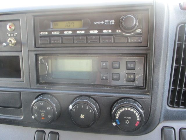 Mitsubishi CANTER 2011-10 1283-17