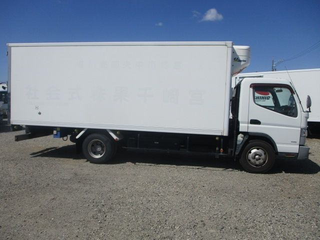 Mitsubishi CANTER 2011-10 1283-7