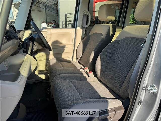 Honda N BOX 2019-03 248285-11