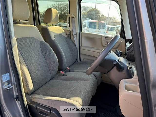 Honda N BOX 2019-03 248285-10