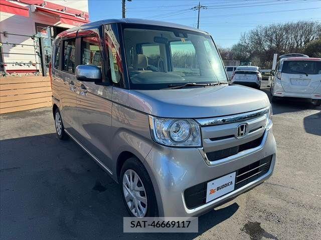Honda N BOX 2019-03 248285-5