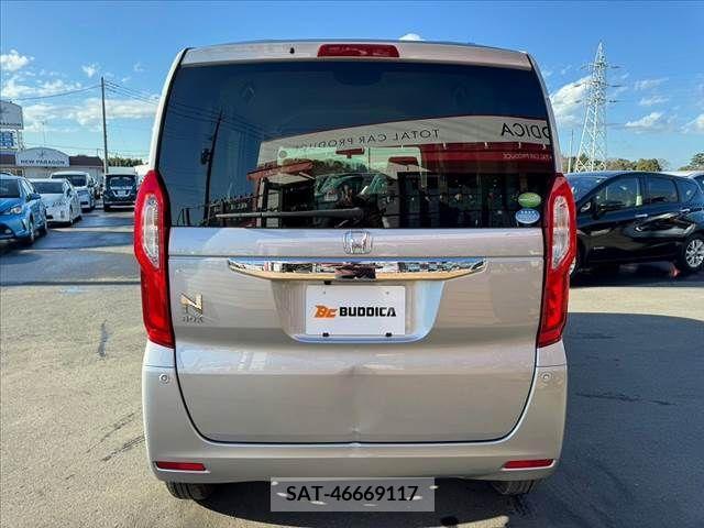 Honda N BOX 2019-03 248285-8