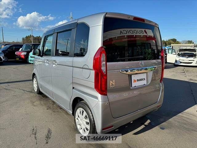 Honda N BOX 2019-03 248285-7