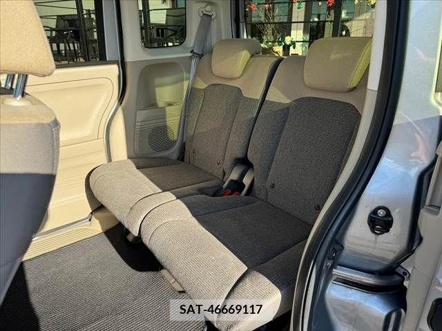 Honda N BOX 2019-03 248285-12