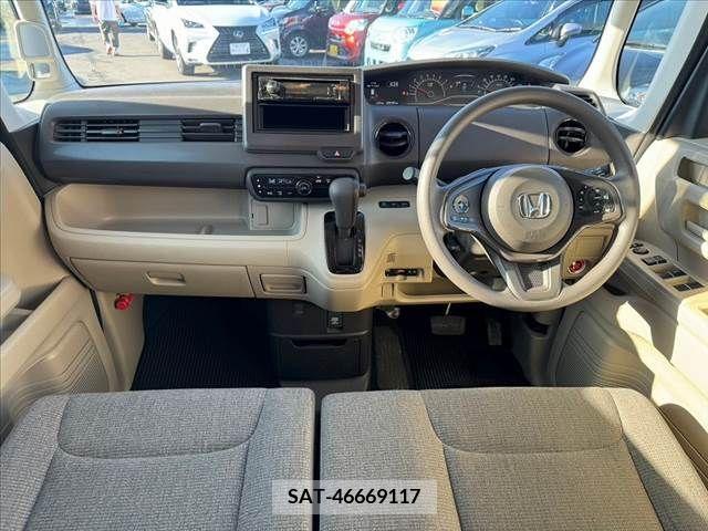 Honda N BOX 2019-03 248285-1