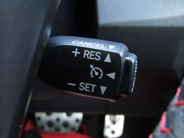 Toyota PRIUS 2013-02 184224-10
