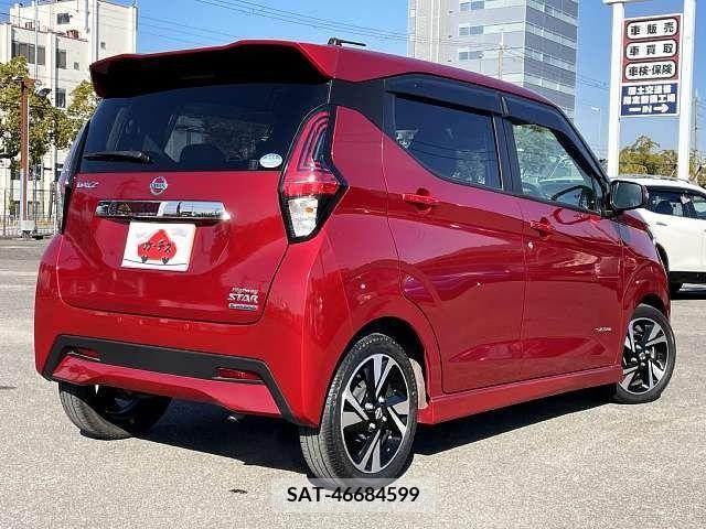 Nissan DAYZ 2019-11 208776-2
