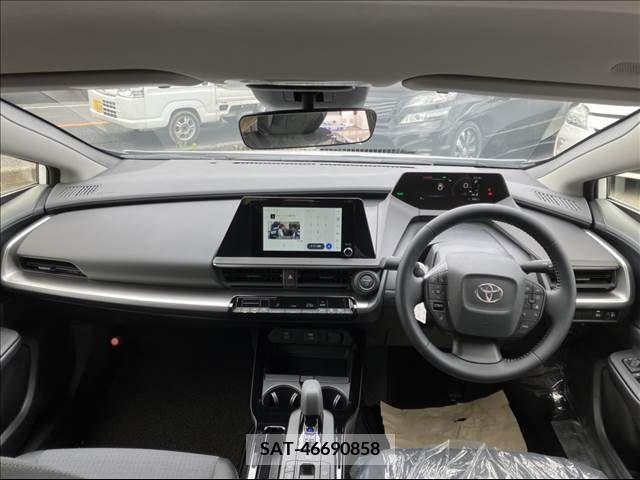 Toyota PRIUS 2024-06 386912-15