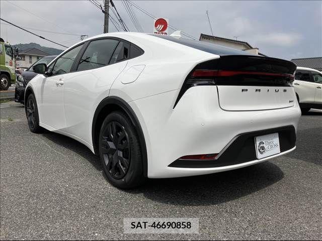 Toyota PRIUS 2024-06 386912-6