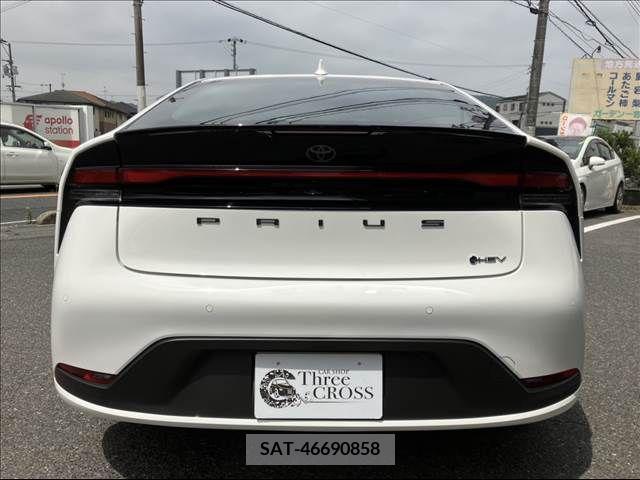 Toyota PRIUS 2024-06 386912-5