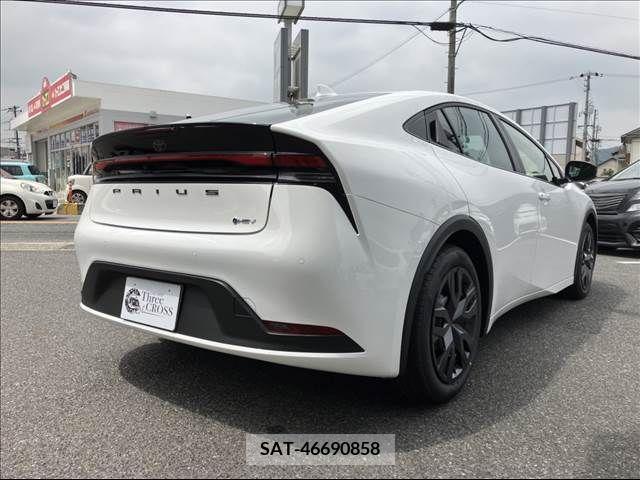Toyota PRIUS 2024-06 386912-4